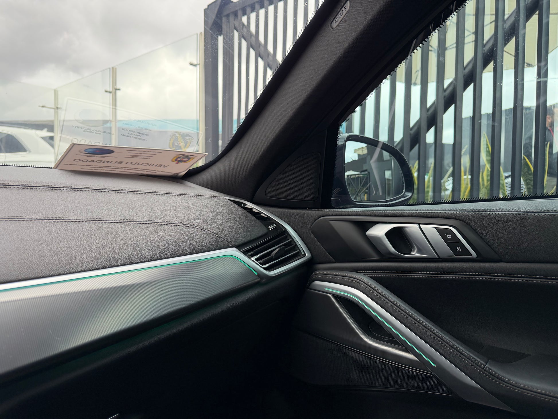 BMW X6 xDrive40i Blindada Modelo 2023 - Autos 93