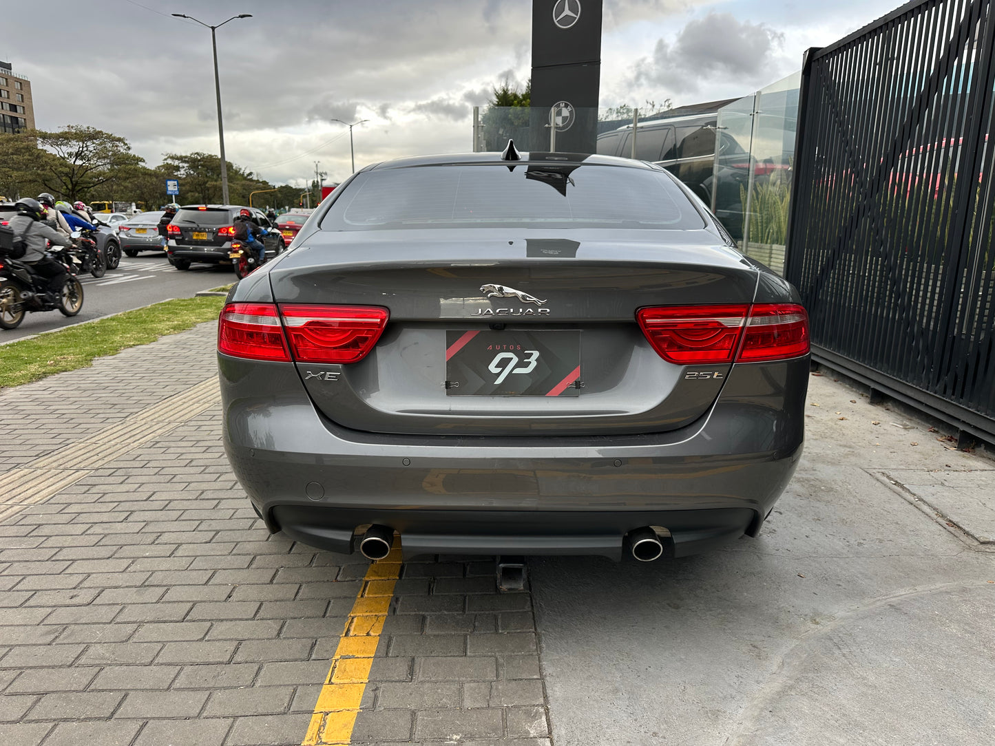 Jaguar XE Prestige Modelo 2018