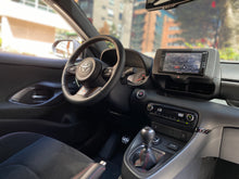 Cargar imagen en el visor de la galería, Toyota GR Yaris Modelo 2024
