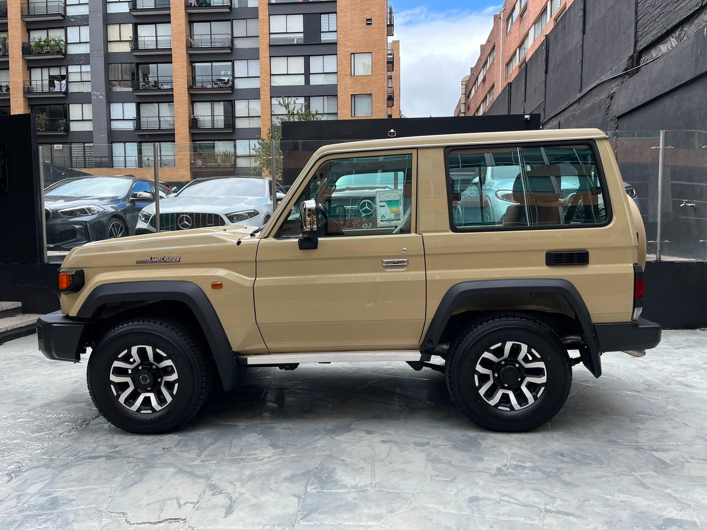 Toyota Land Cruiser 70 LX Modelo 2025