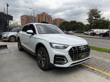 Cargar imagen en el visor de la galería, Audi Q5 MHEV Modelo 2023
