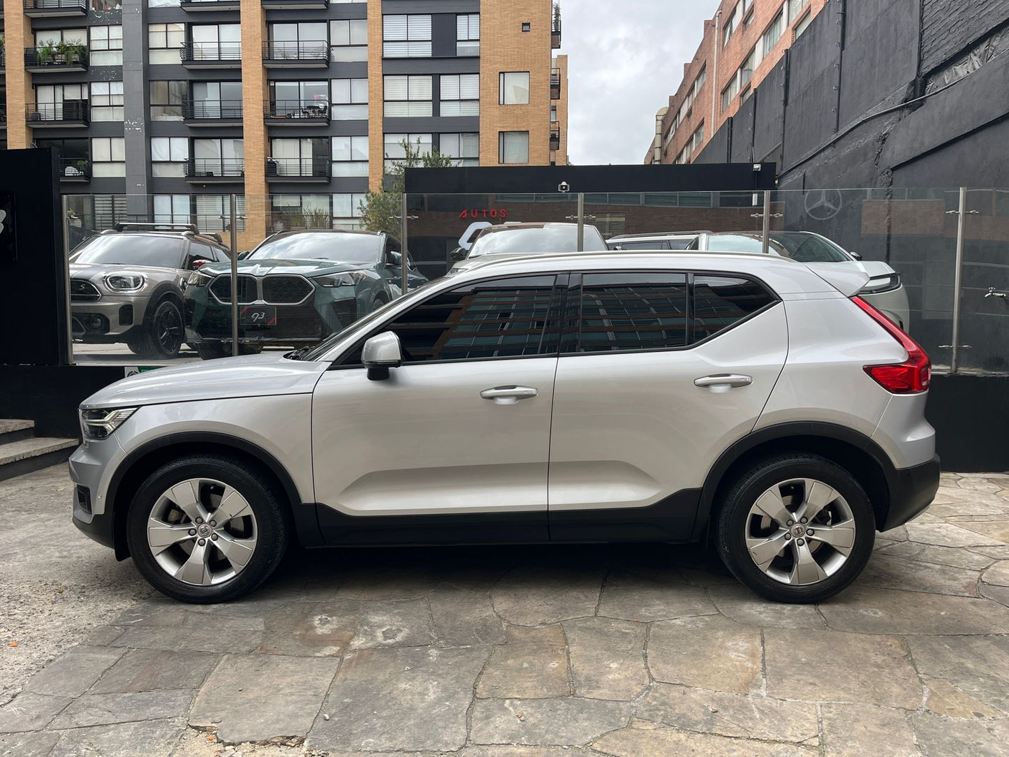 Volvo XC40 T2 Momentum Modelo 2019