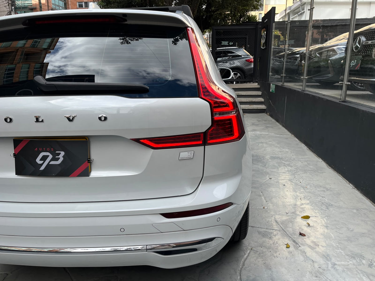 Volvo XC60 T8 Híbrida Enchufable Modelo 2024