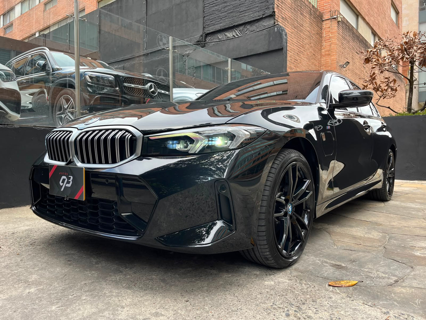 BMW 330e Modelo 2024