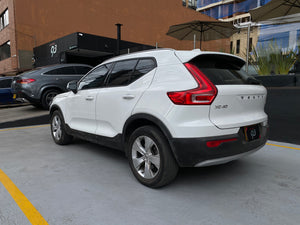 Volvo XC40 Momentum T4 Modelo 2020