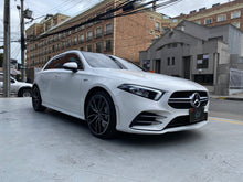Cargar imagen en el visor de la galería, Mercedes-Benz AMG A35 4MATIC Modelo 2022
