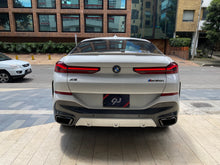 Cargar imagen en el visor de la galería, BMW X6 M50I Blindada Modelo 2023
