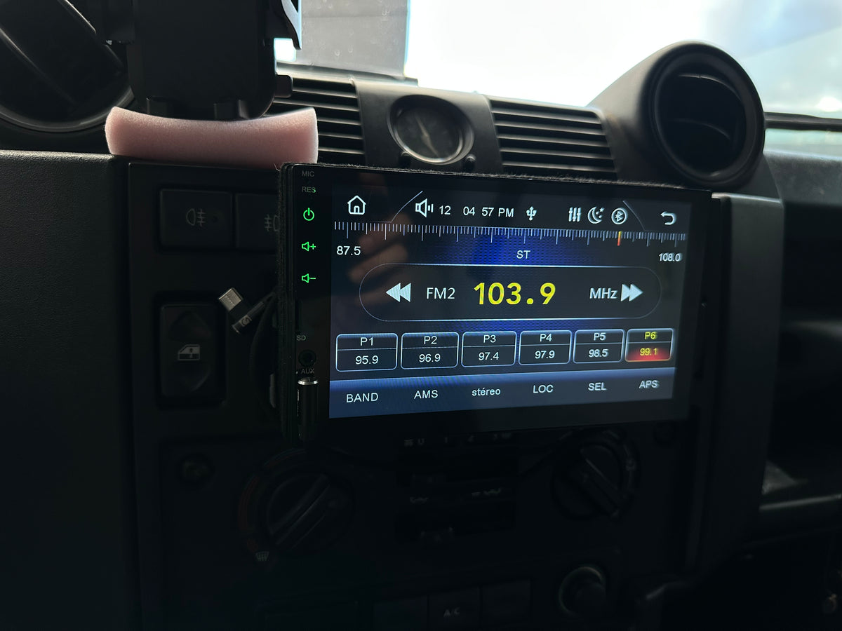 Land Rover Defender HCPU Modelo 2008