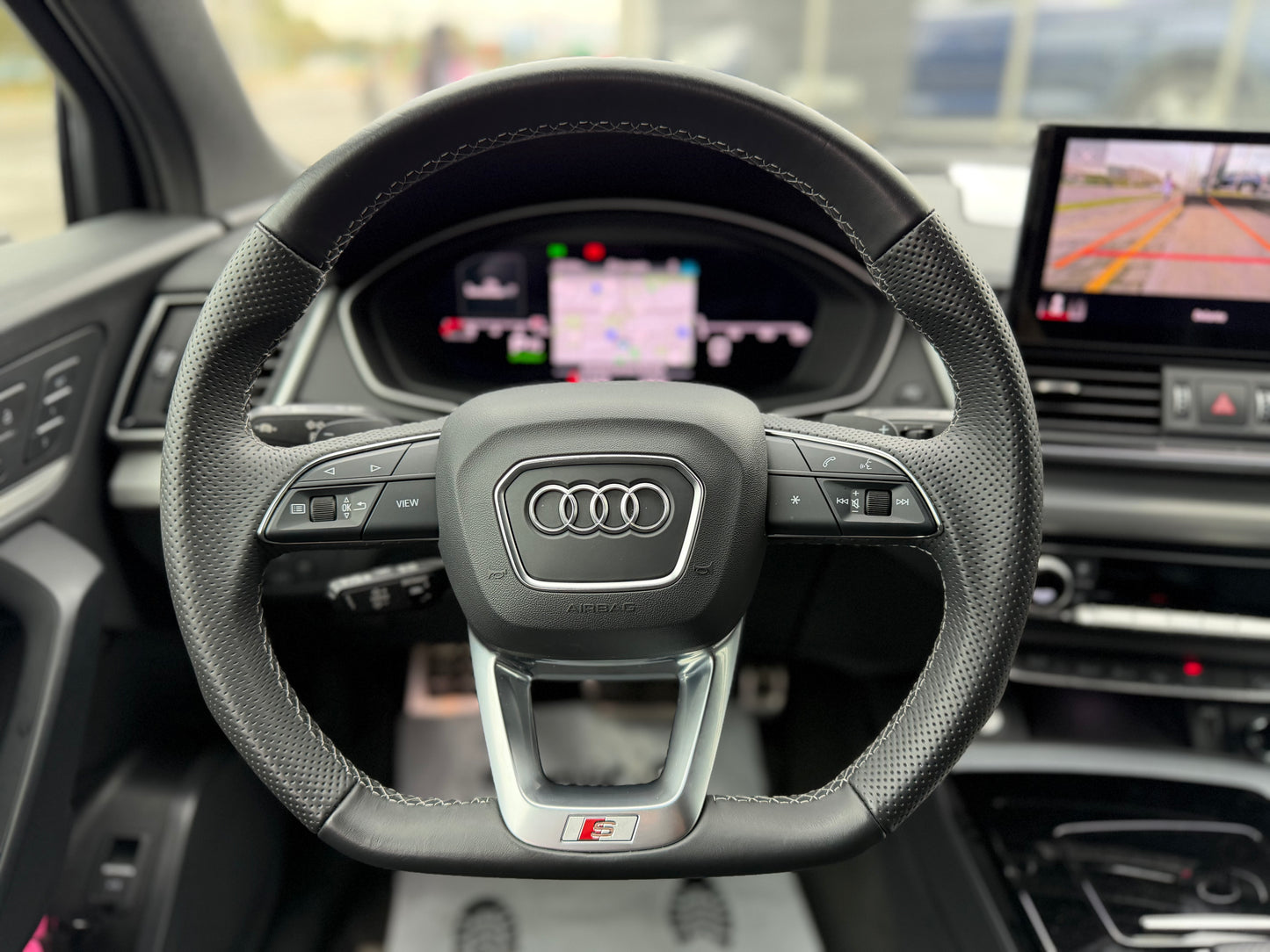 Audi Q5 S-line MHEV Modelo 2025 - Autos 93