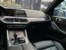 Cargar imagen en el visor de la galería, BMW X6 M50I Modelo 2023
