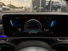 Cargar imagen en el visor de la galería, Mercedes Benz CLA 35 AMG Modelo 2022
