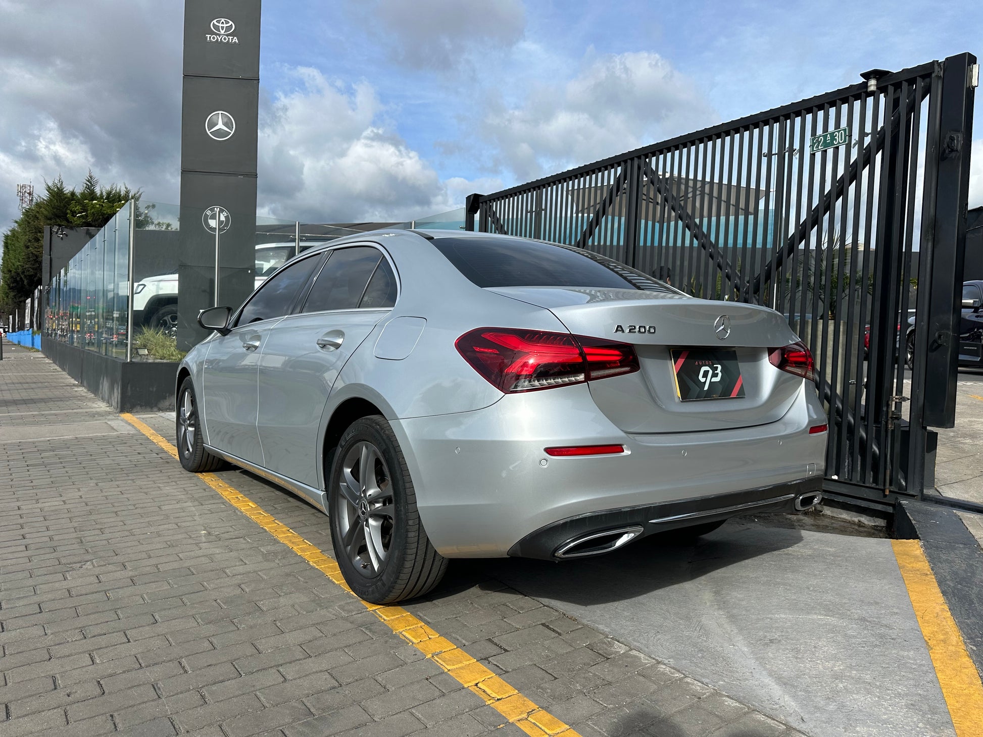 MERCEDES -BENZ A200 SEDAN 2020 - Autos 93