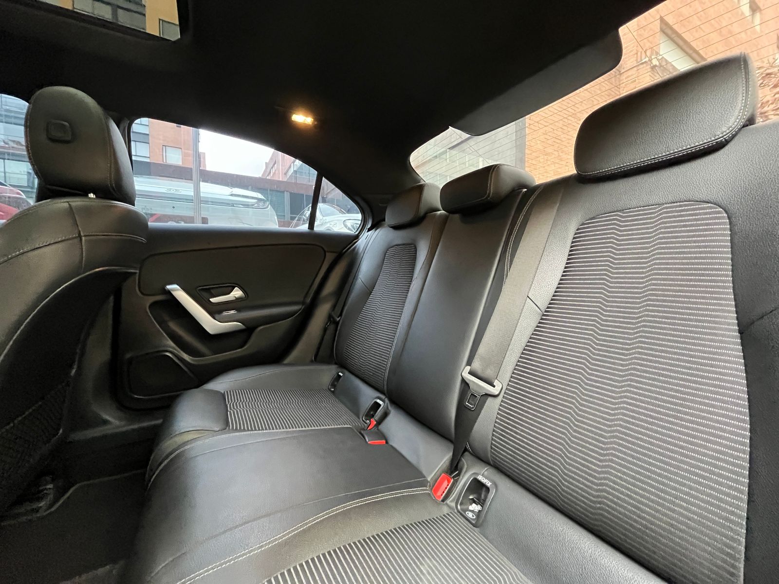 Mercedes-Benz A200 Sedán Modelo 2020 - Autos 93