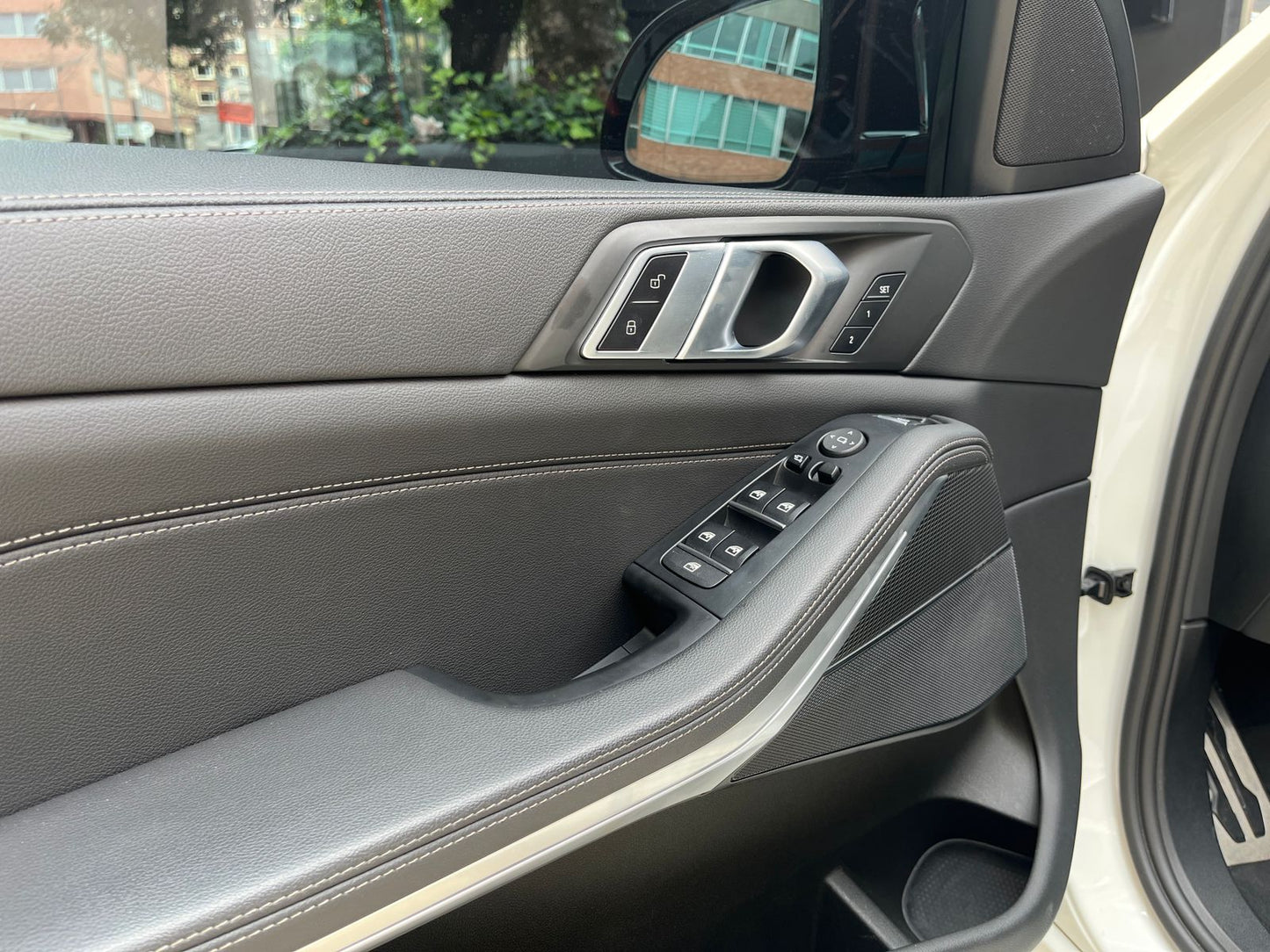 BMW X5 M50i xDrive Modelo 2021 - Autos 93