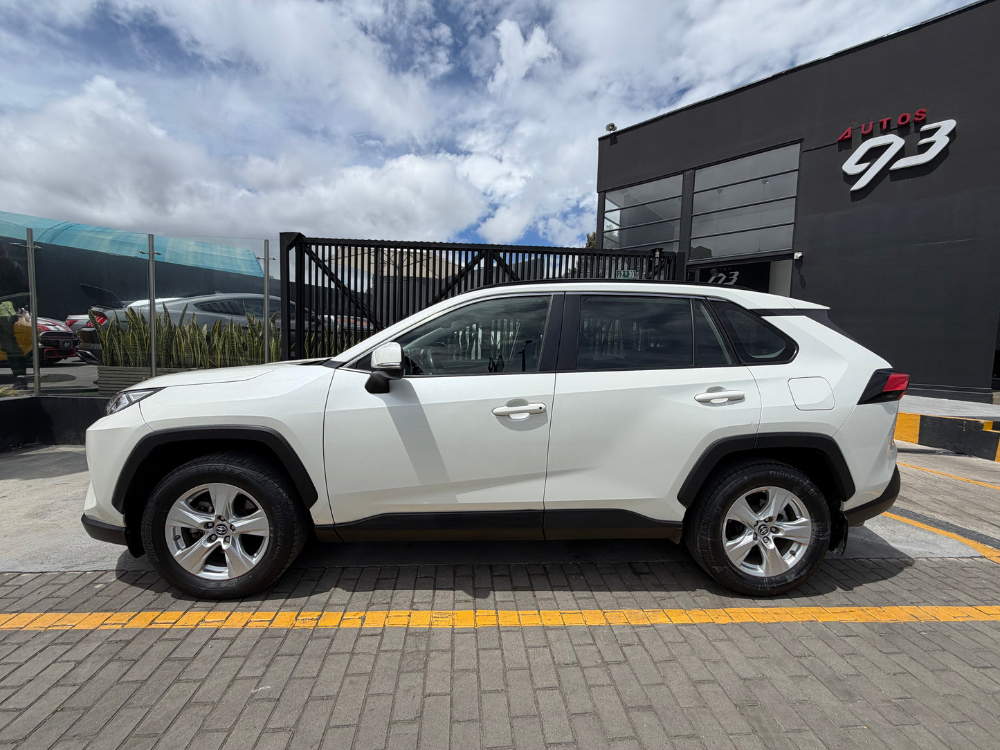 Toyota Rav4 XLE Modelo 2020