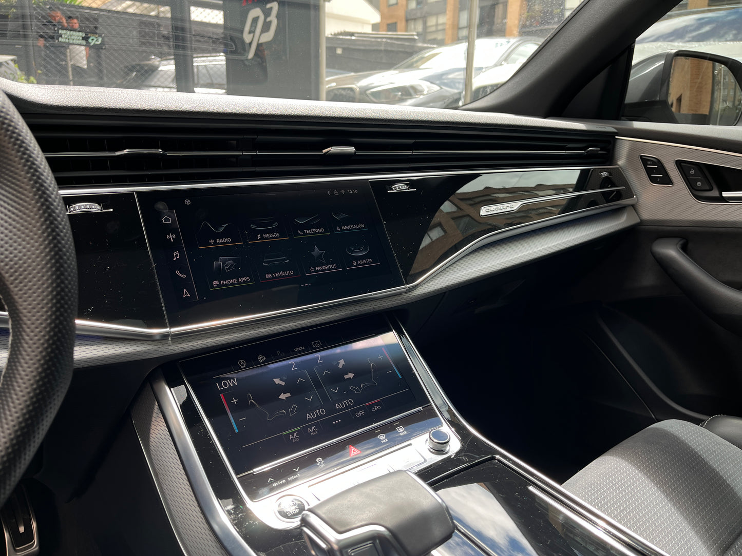 Audi Q8 S line Modelo 2025
