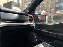 Cargar imagen en el visor de la galería, Ford F150 Raptor Modelo 2023
