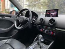 Cargar imagen en el visor de la galería, Audi A3 Sportback Modelo 2020
