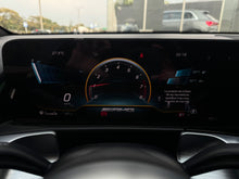 Cargar imagen en el visor de la galería, Mercedes Benz GLB 35 AMG 4MATIC
