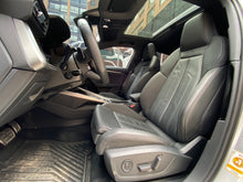 Cargar imagen en el visor de la galería, Audi S3 Sportback Modelo 2023
