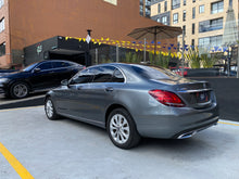 Cargar imagen en el visor de la galería, Mercedes-Benz C200 Modelo 2019
