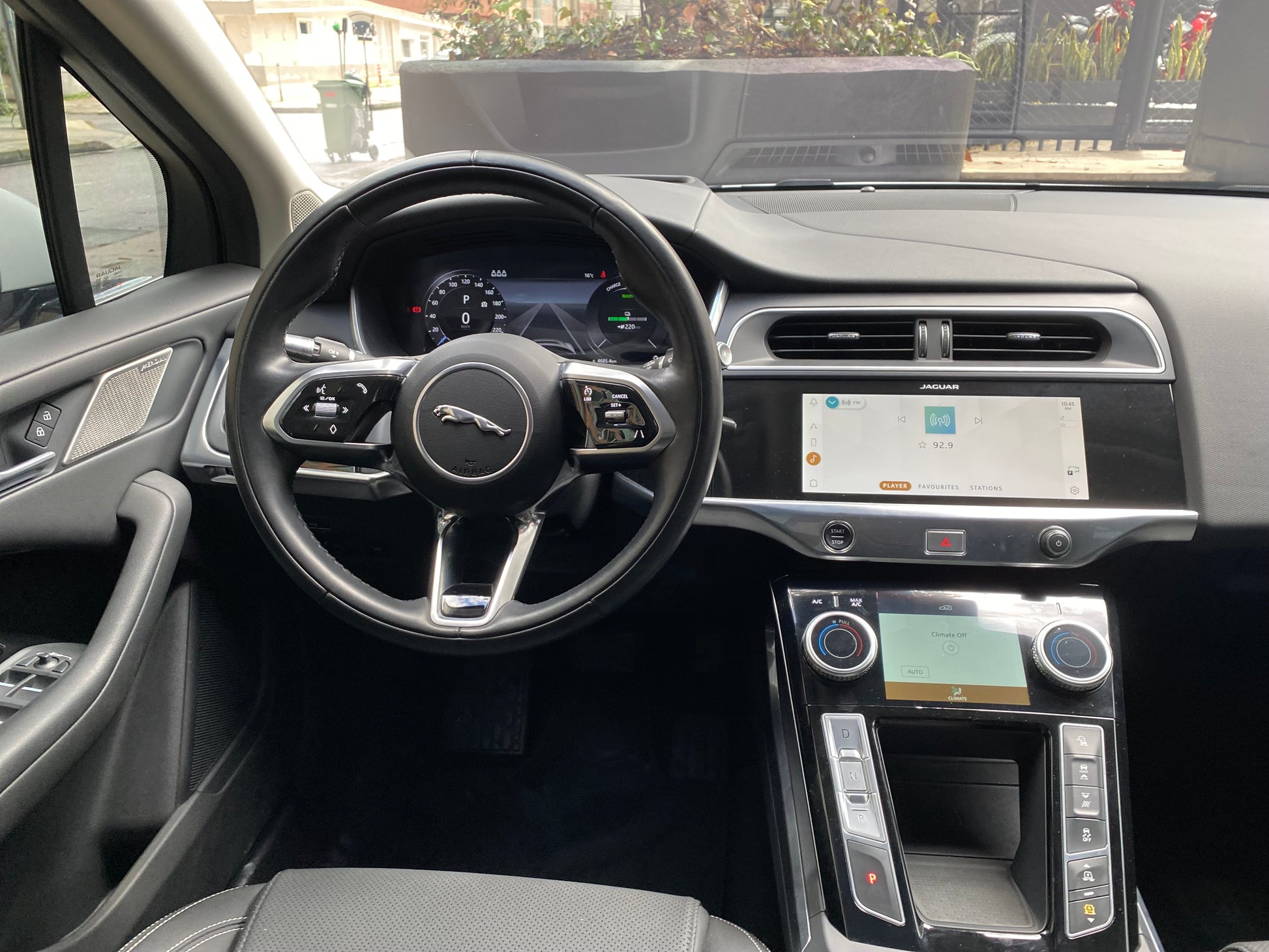 Jaguar I-PACE EV 400S Modelo 2021 - Autos 93