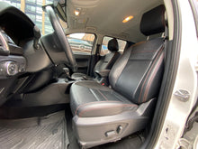 Cargar imagen en el visor de la galería, Ford Ranger FX4 Modelo 2023
