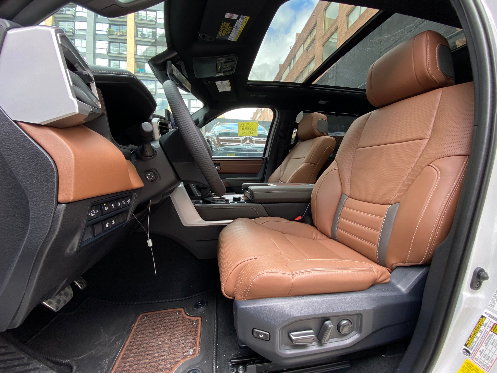 Toyota Sequoia TRD PRO 1794 Edition Modelo 2026 (IMPORTACIÓN) - Autos 93