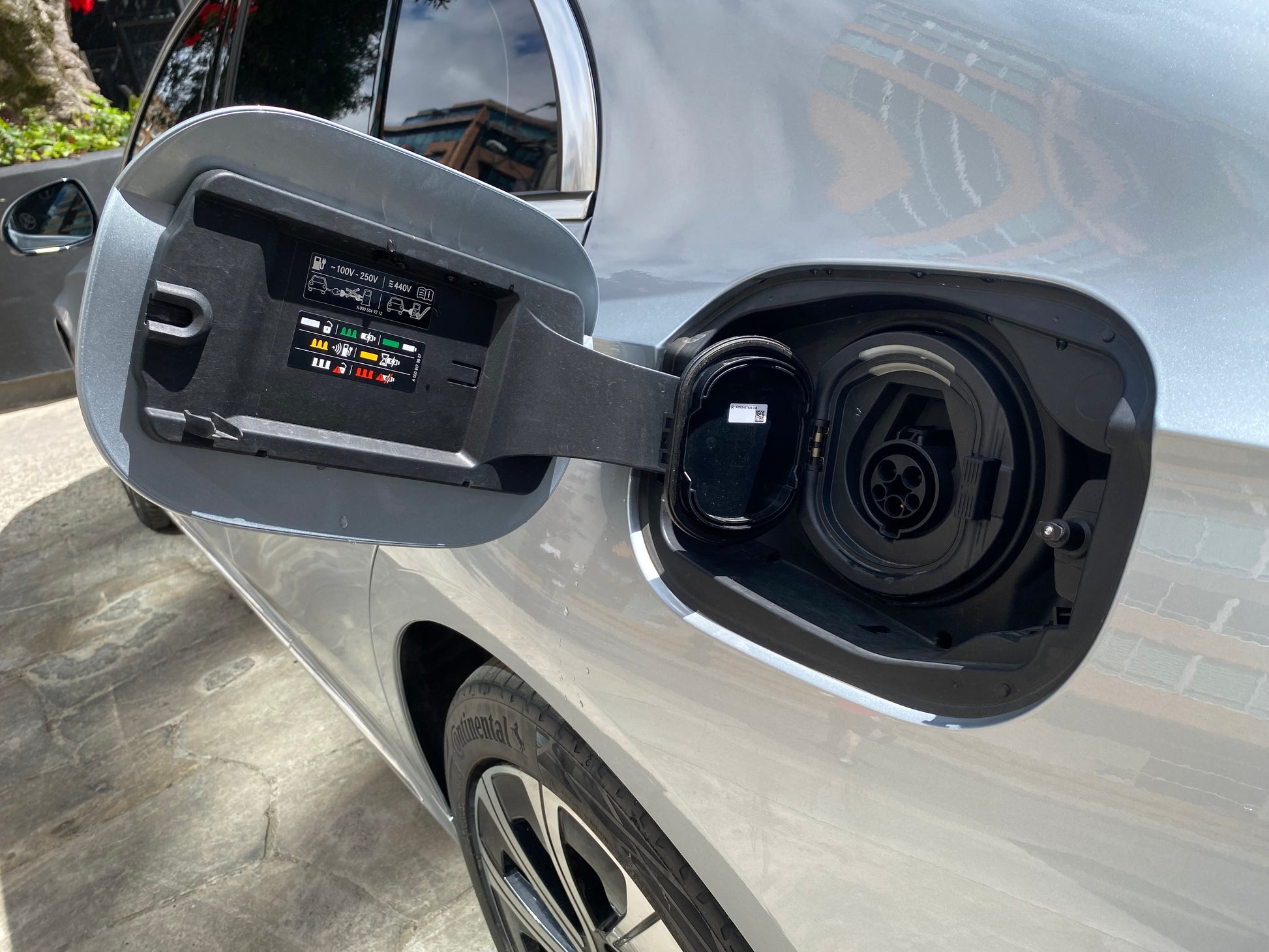 Mercedes-Benz E350E Híbrido Modelo 2025 - Autos 93