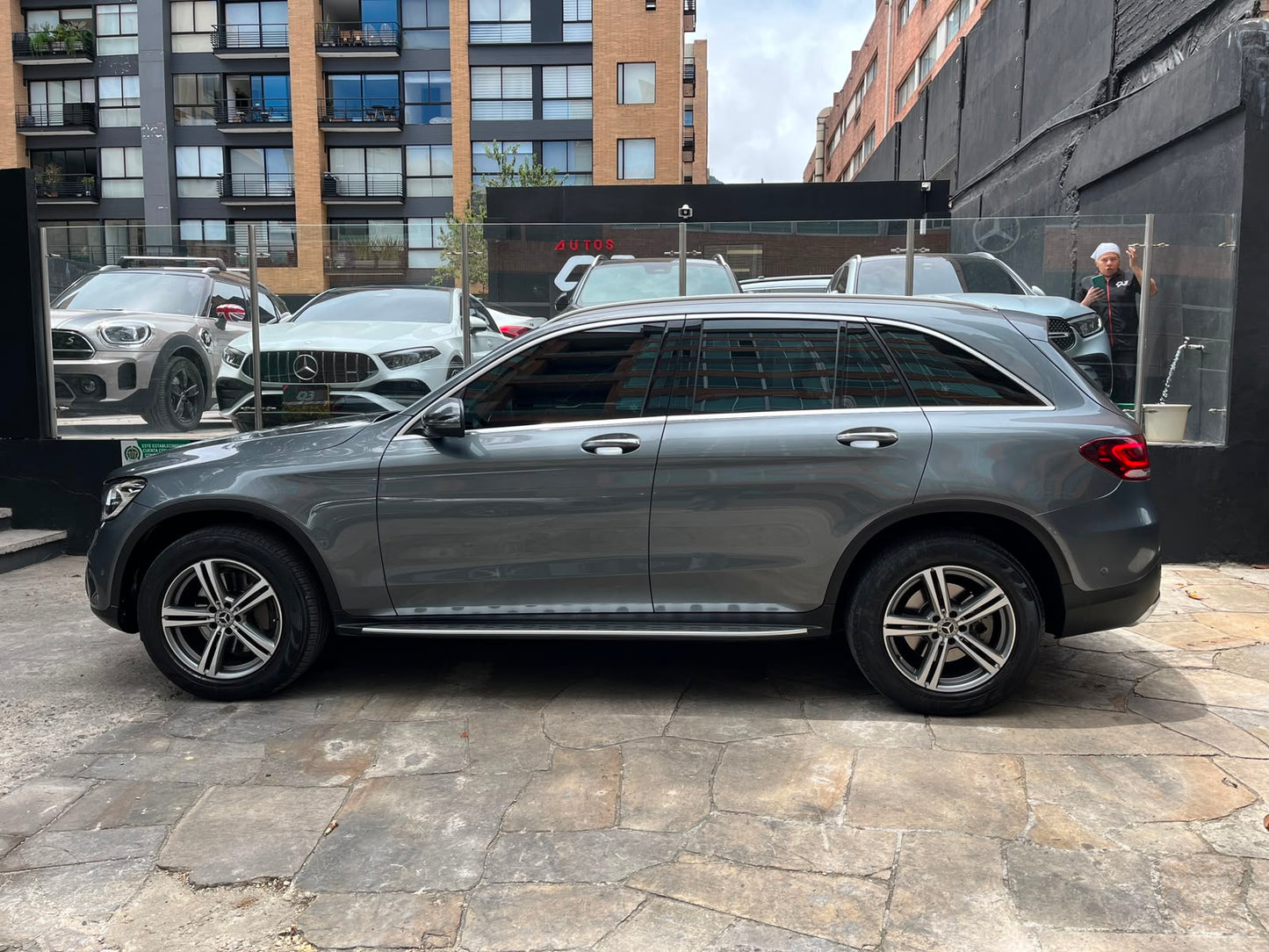 Mercedes-Benz GLC 300 4MATIC Modelo 2020
