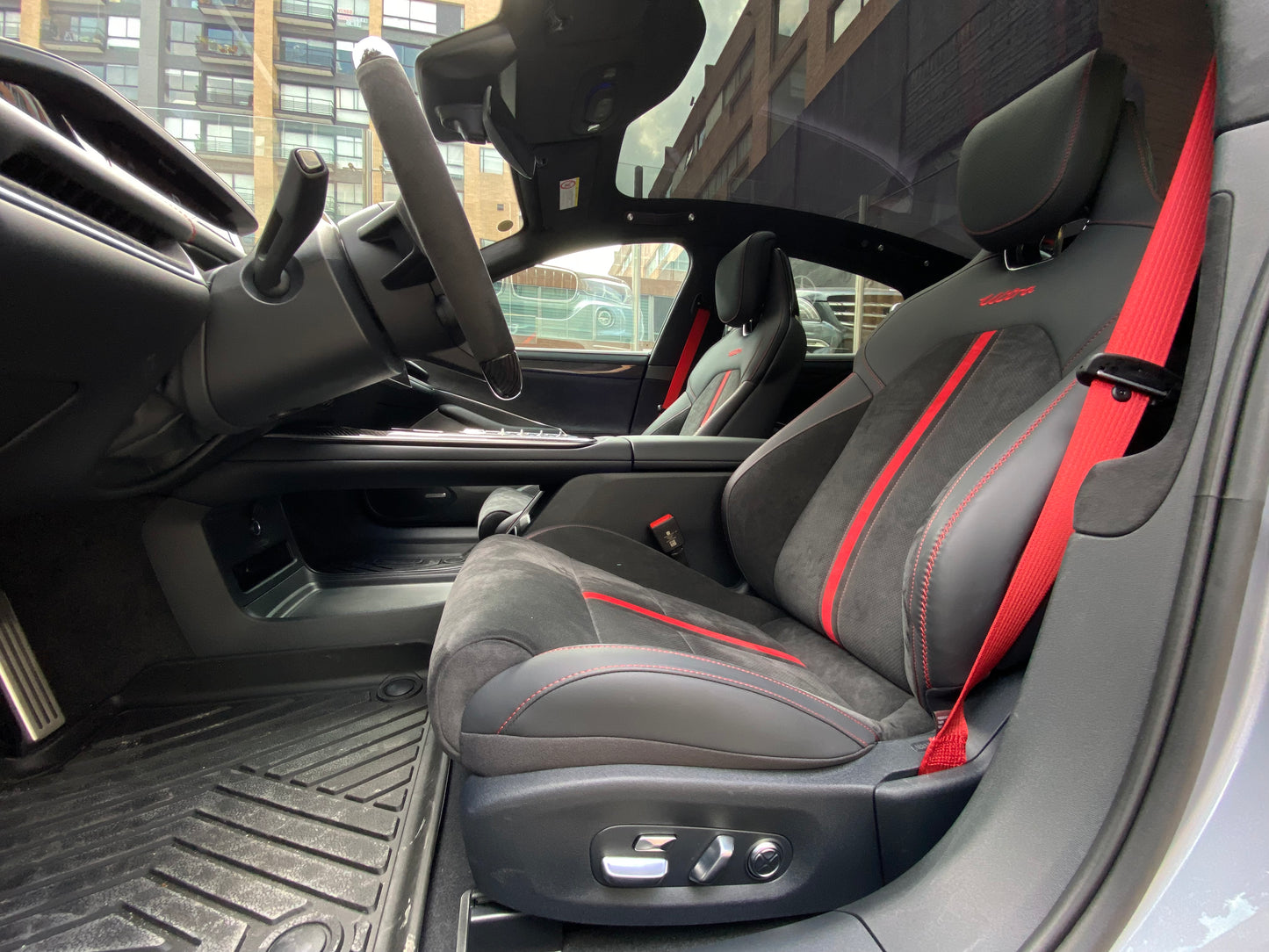 Xiaomi SU7 Ultra Modelo 2025 - Autos 93