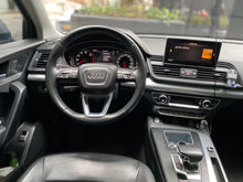Cargar imagen en el visor de la galería, AUDI Q5 45 TFSI Modelo 2019
