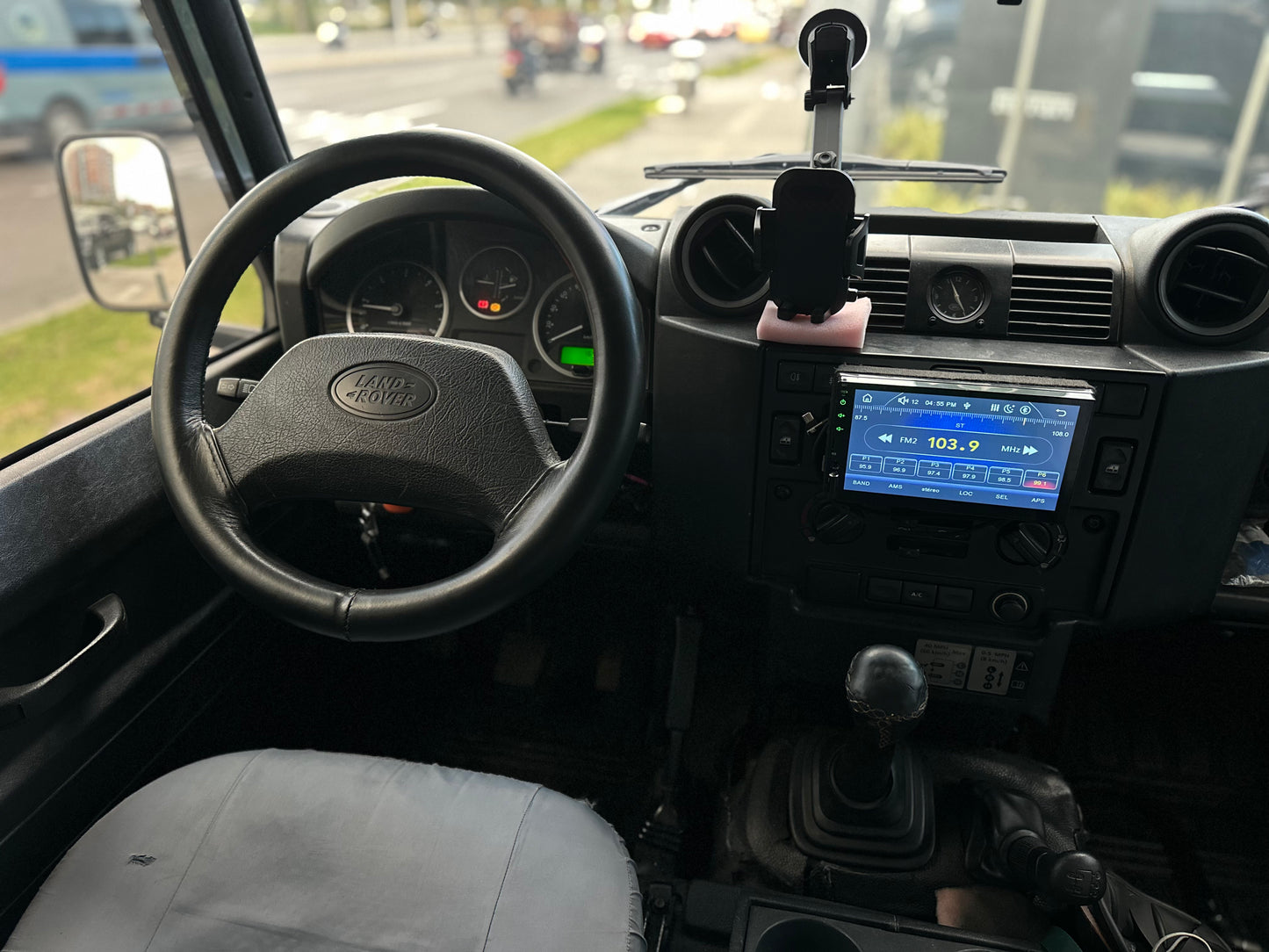Land Rover Defender HCPU Modelo 2008