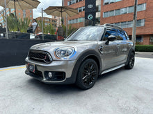 Cargar imagen en el visor de la galería, Mini Cooper S Countryman Modelo 2020
