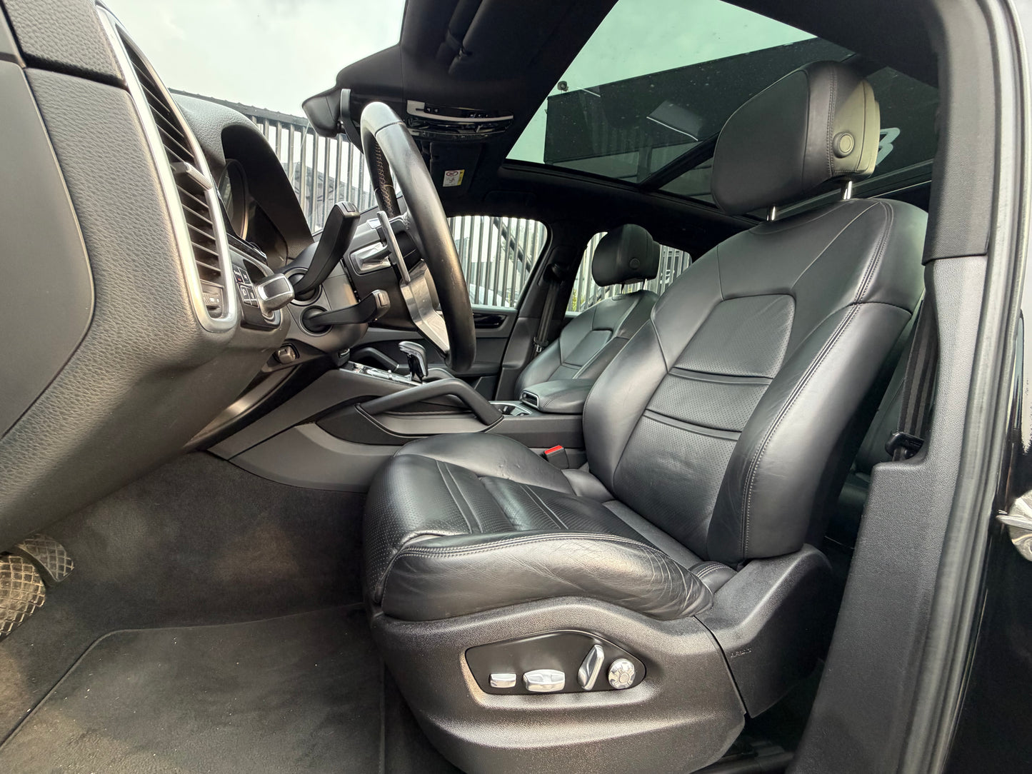 Porsche Cayenne Modelo 2019 - Autos 93
