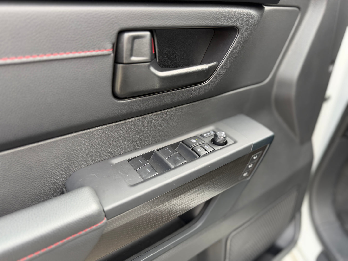 Toyota Sequoia TRD PRO Modelo 2025