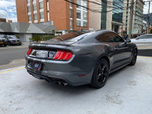 Cargar imagen en el visor de la galería, Ford Mustang GT Modelo 2022
