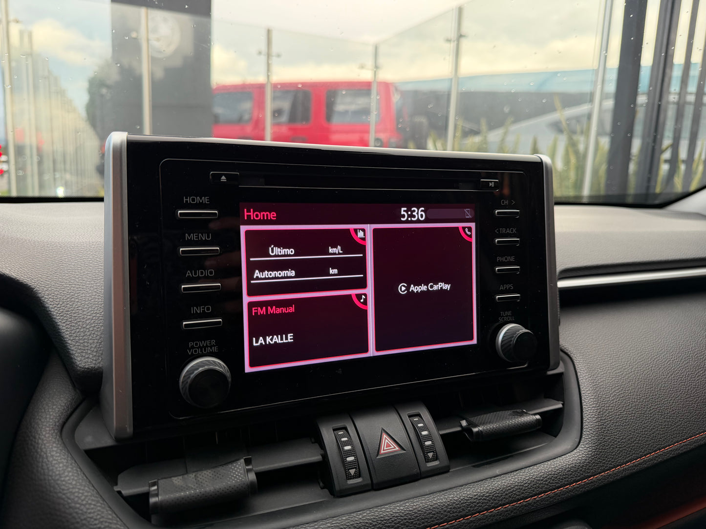 Toyota RAV4 X-ROAD 2.5 Modelo 2020 - Autos 93