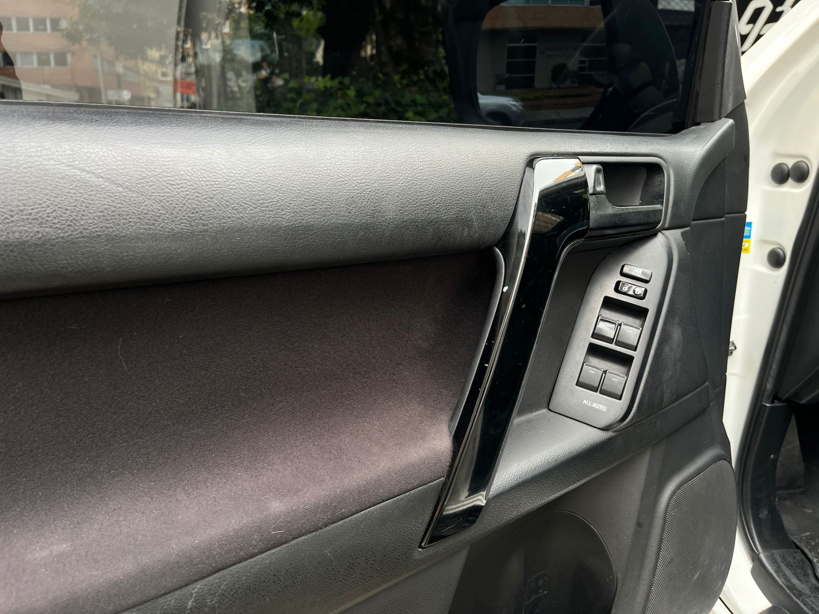 Toyota Prado TXL Blindada Modelo 2014 - Autos 93