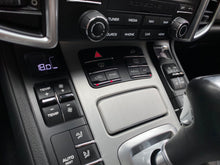 Cargar imagen en el visor de la galería, Porsche Cayenne S Modelo 2017
