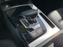 Cargar imagen en el visor de la galería, Audi Q5 45 TFSI Híbrida Modelo 2022
