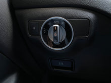 Cargar imagen en el visor de la galería, Mercedes-Benz CLA 180 Modelo 2019
