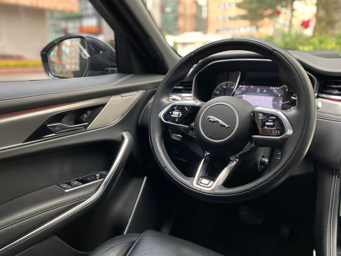 Jaguar F Pace P400 Hibrida Modelo 2022 - Autos 93