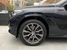 Cargar imagen en el visor de la galería, BMW X6 xDrive40I Paquete M Blindado Modelo 2023
