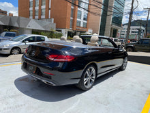 Cargar imagen en el visor de la galería, Mercedes-Benz C200 Cabriolet Modelo 2019
