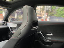 Cargar imagen en el visor de la galería, Mercedes-Benz CLA 200 Modelo 2023
