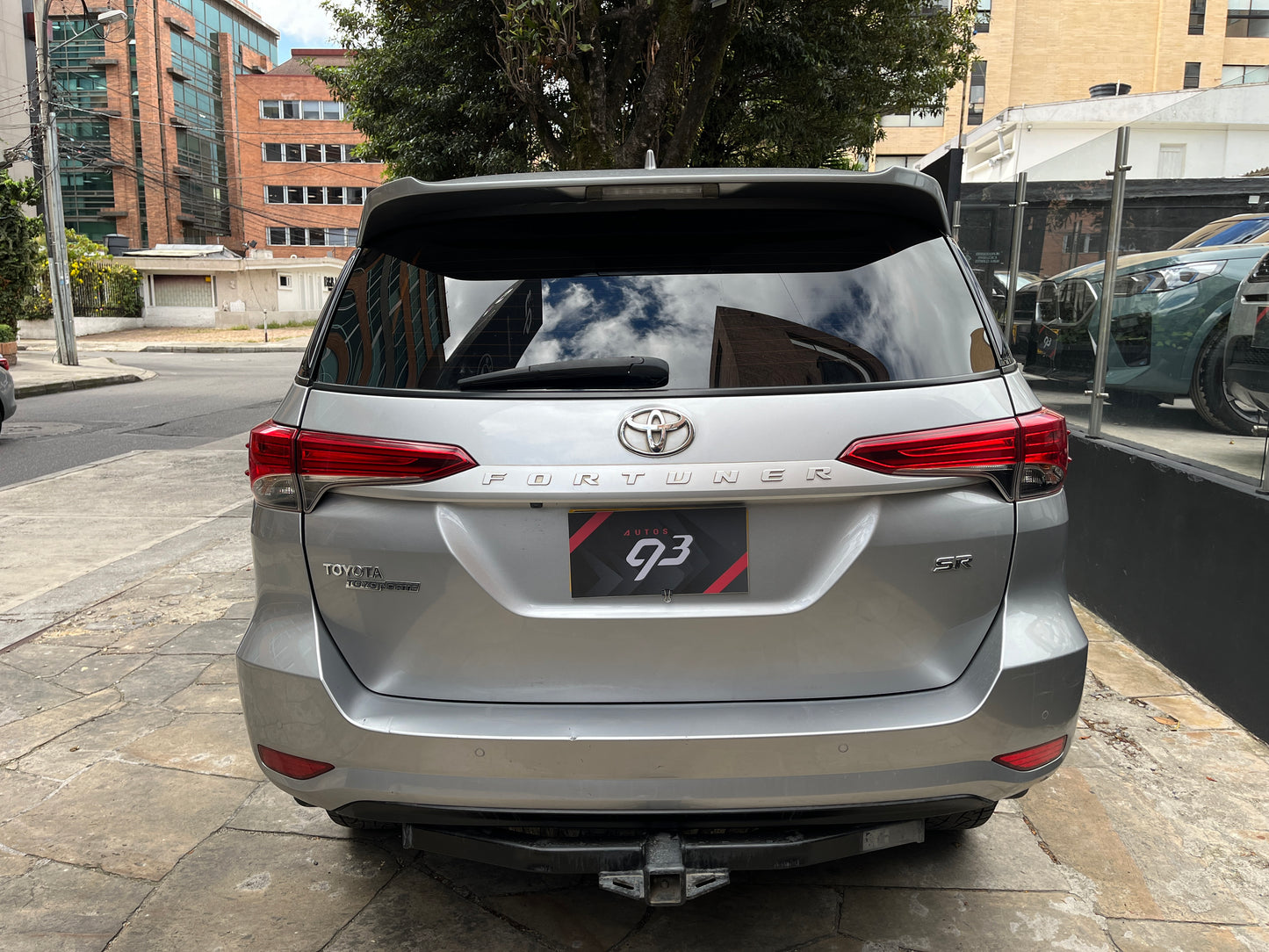Toyota Fortuner SR 4x4 2.8 Diésel Blindada Modelo 2023