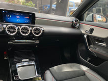 Cargar imagen en el visor de la galería, Mercedes-Benz AMG A35 4MATIC Híbrido Modelo 2023
