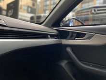 Cargar imagen en el visor de la galería, Audi A4 40 TFSI Hibrido Modelo 2023
