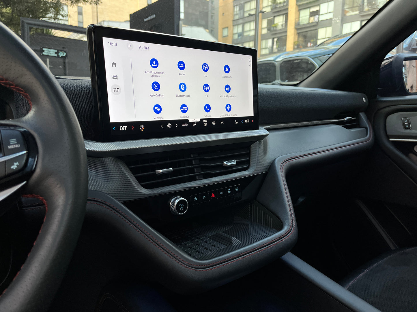 Ford Explorer ST Modelo 2025